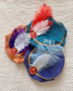 Kleurrijke Pietenmutsjes met Sint logo en naam