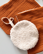 Speendoekje teddy/hydrofiel cognac achterkant